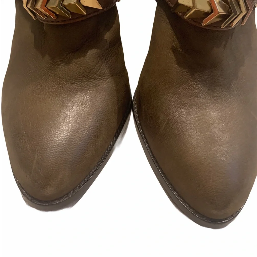 Gianni Bini Derryn Booties, Sz 10 - Picture 8 of 10
